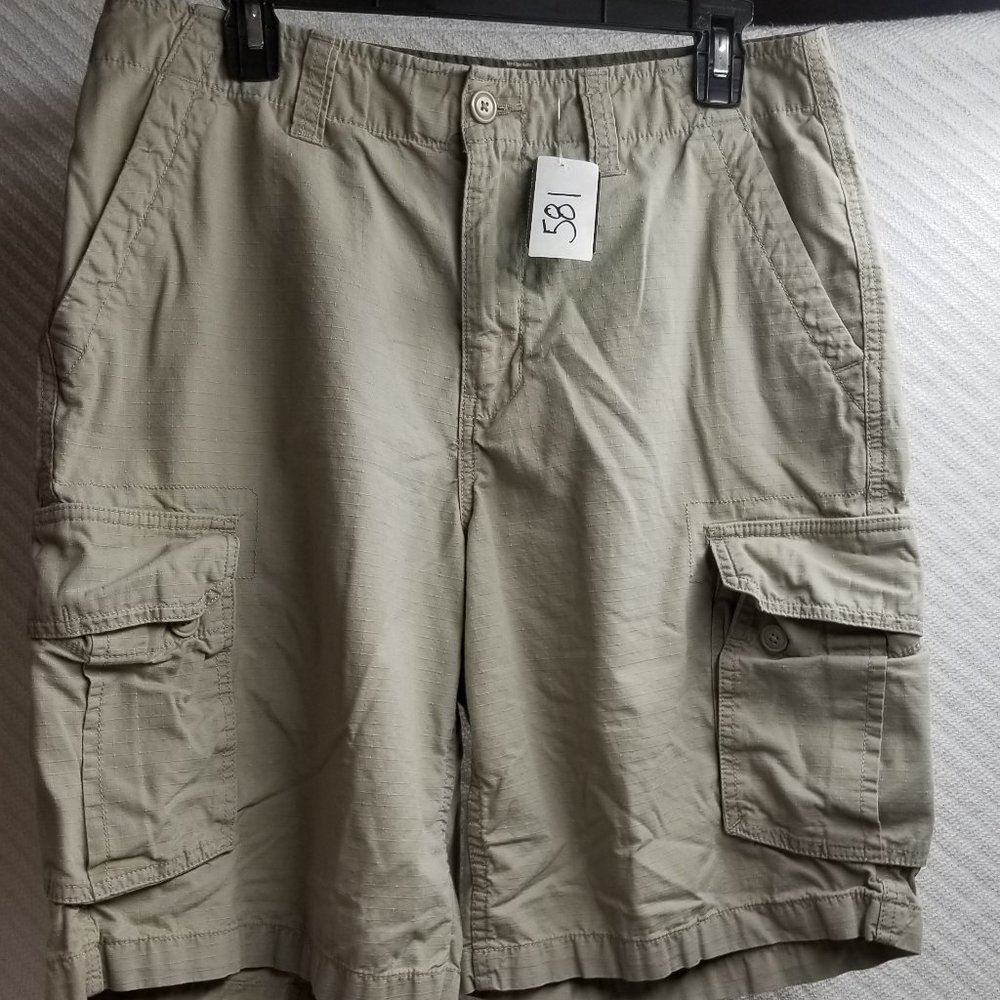 581 - Faded Glory 30W Ripstop Cargo Shorts